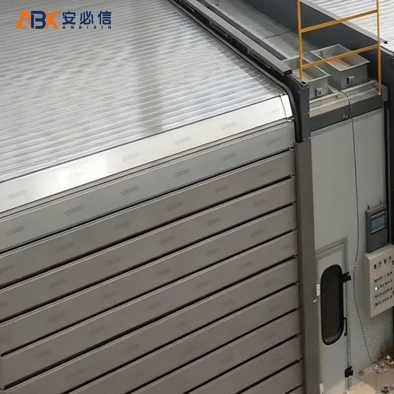 白银螺旋式快速门